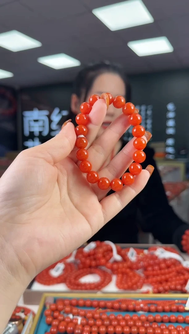 未镶嵌挂件南红玛瑙多样发其一/10/HS2215003000