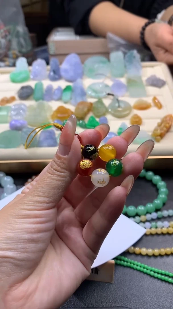 【闪购商品】玛瑙/玉髓车挂未镶嵌玛瑙