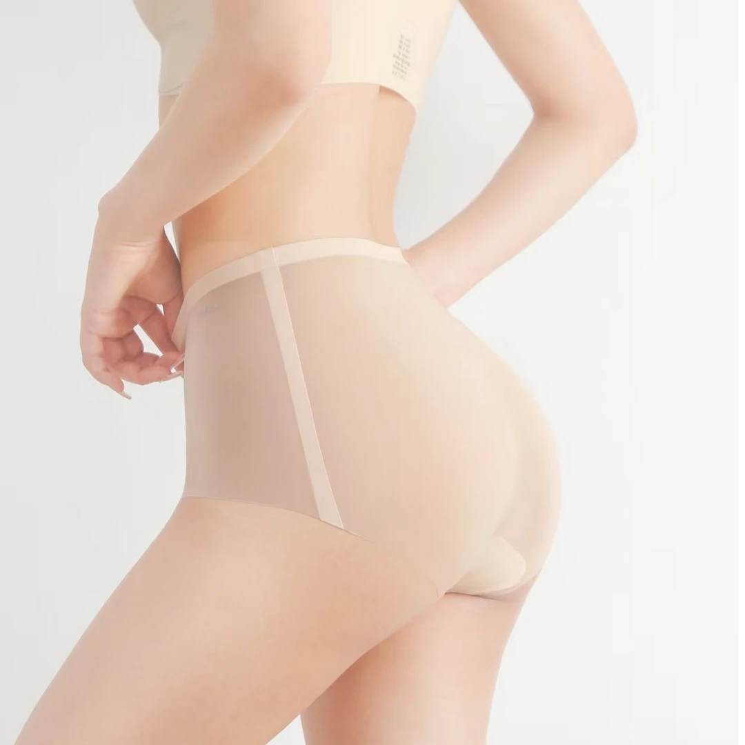 女士冰丝奶皮超薄一片式中腰三角蜜桃臀三角裤（1008）