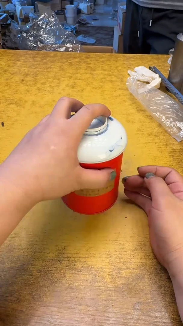 瓷器瓷器瑕疵瑕疵147红罐子球碗