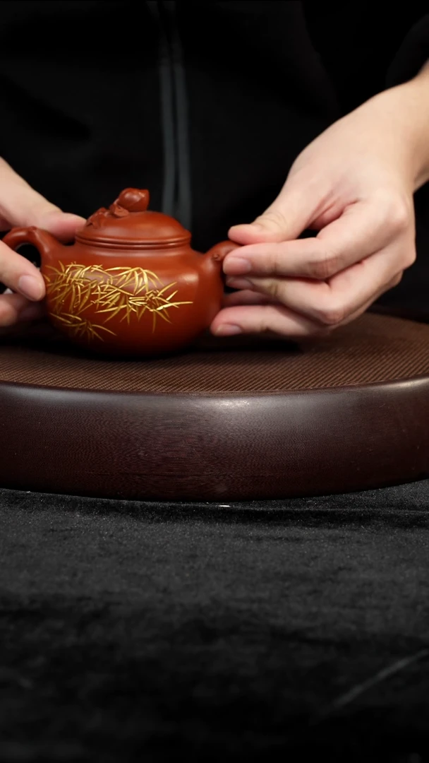 茶壶紫砂ZZQ23482寿桃莲子大红袍200cc