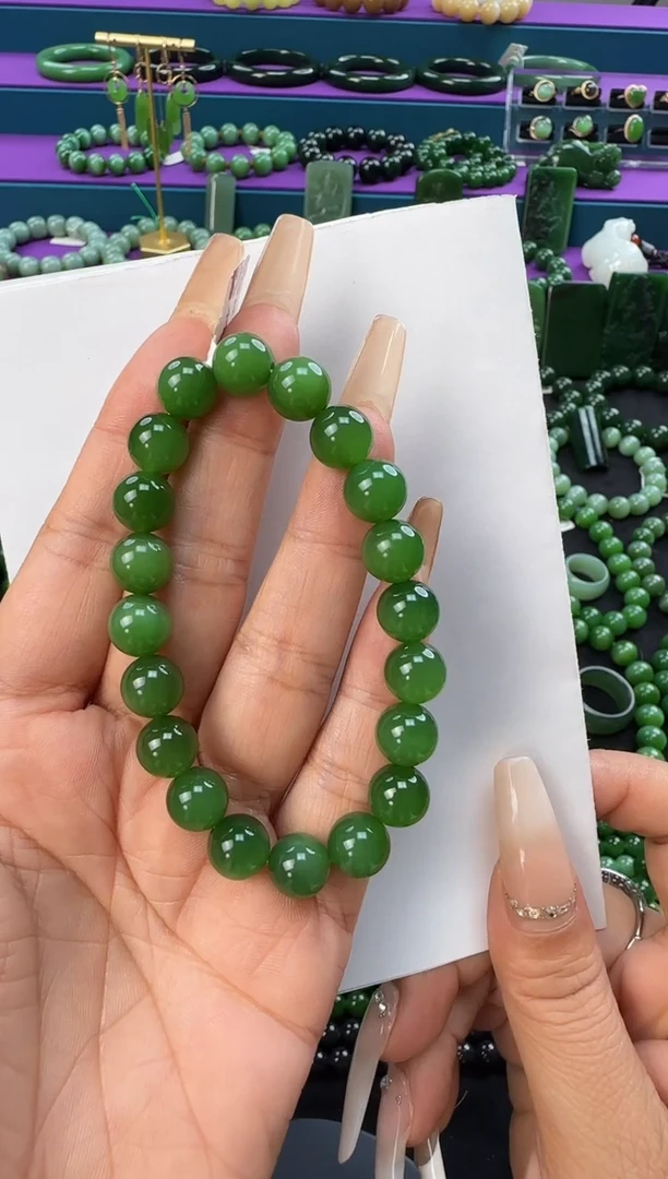 未镶嵌手串和田玉卡8单圈手串