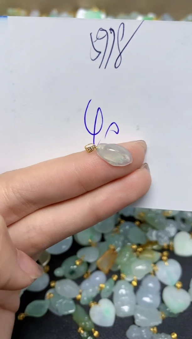 【闪购商品】翡翠颈饰18K金镶嵌天然翡翠A货