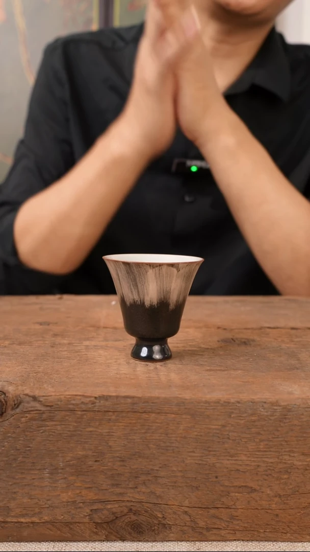 乌金釉鎏银-纯手工凝香杯（容量35ml）