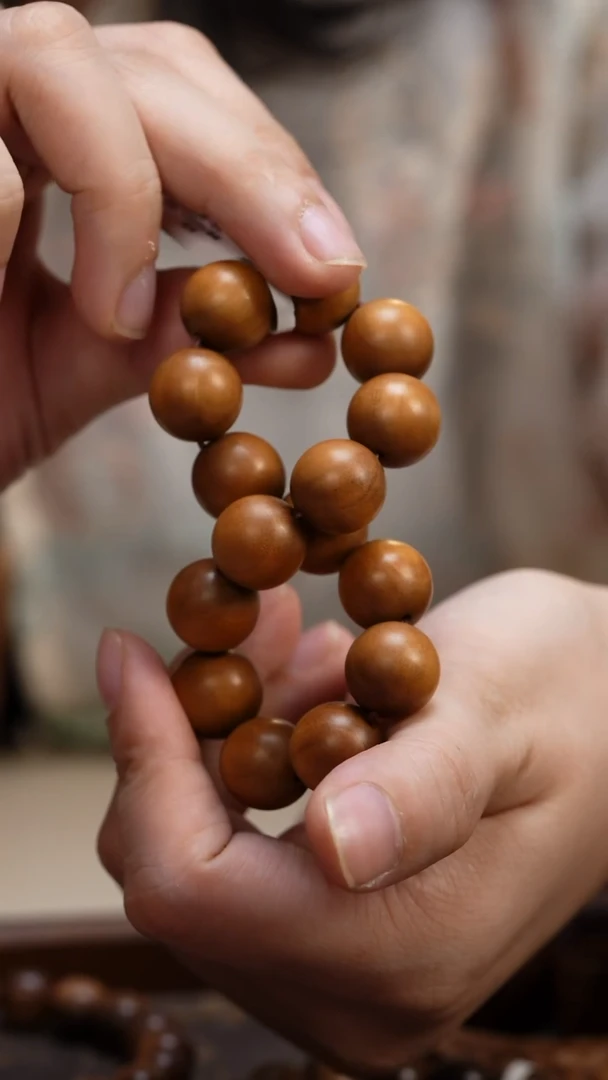 檀香木手串/手链老山檀香1.5圆珠单圈黄肉