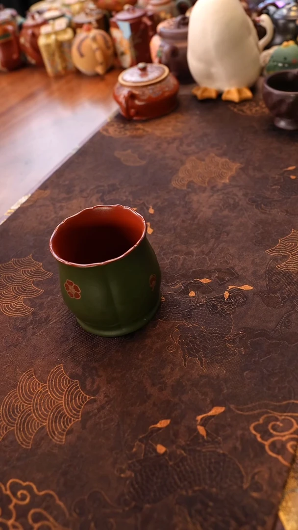 茶壶紫砂朱泥粉浆绿色 花苞杯