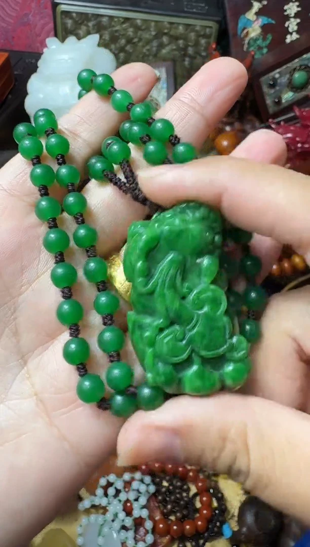 未镶嵌挂件翡翠主播推荐：一物一拍，讲解为准！