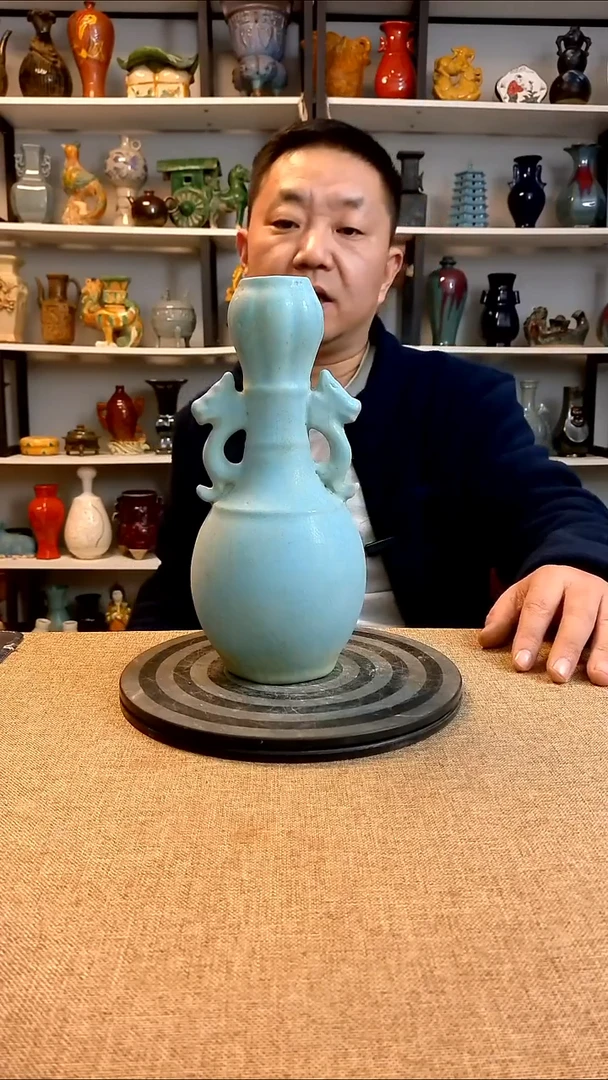 新经典精美复古风格瓷器