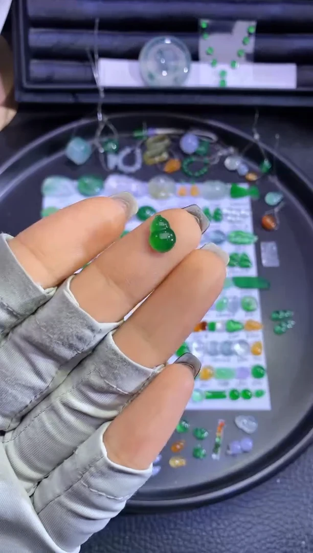 未镶嵌挂件翡翠葫芦