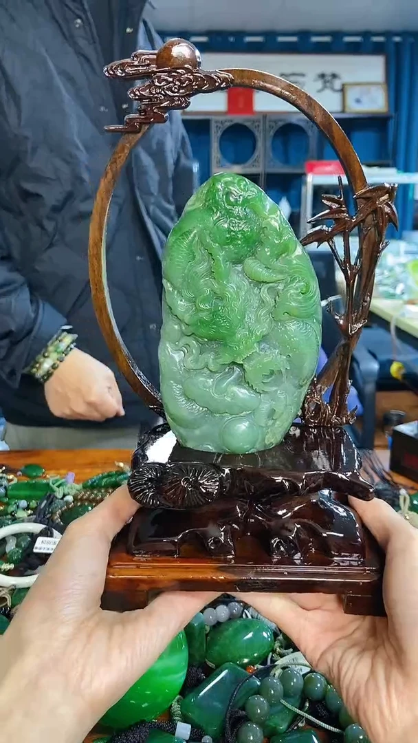 未镶嵌和田玉挂件1