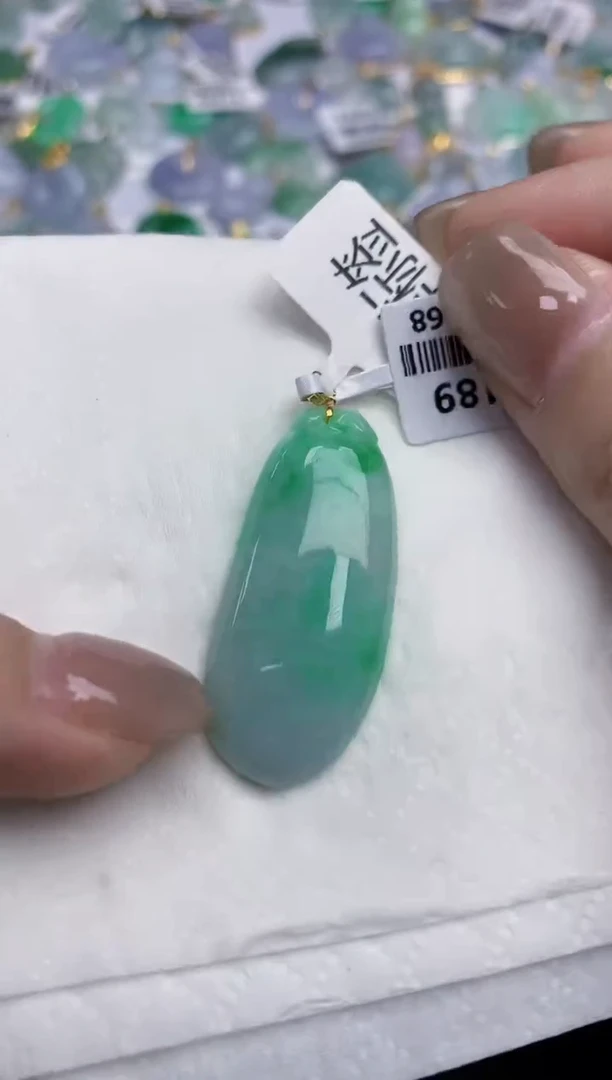 【闪购商品】翡翠颈饰18K金镶嵌天然缅甸翡翠A货