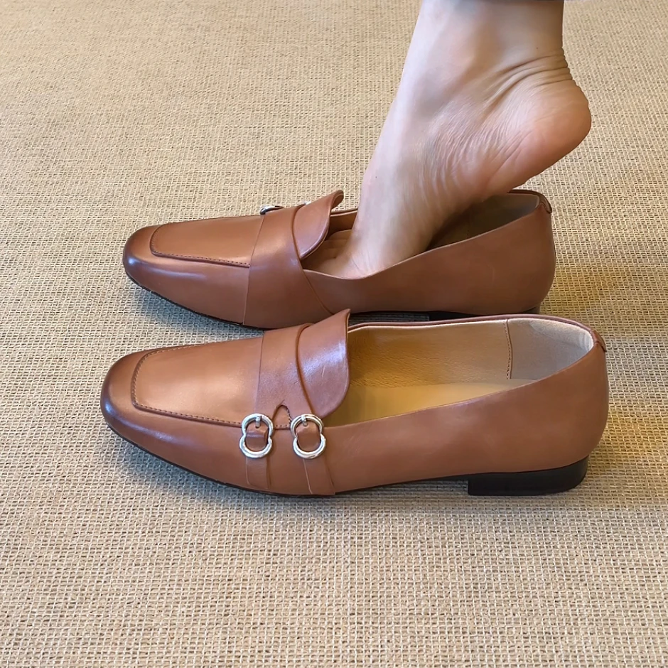 RubyL/2cm简约复古通勤百搭擦色搭扣一脚蹬方头中口粗跟单鞋女款