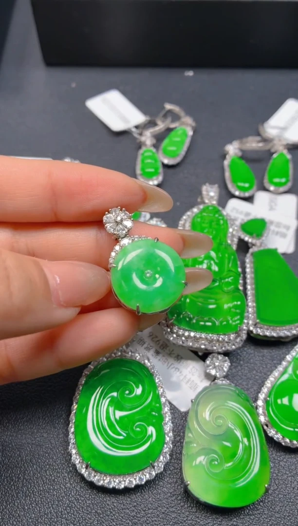 吊坠(不含链)银S925镶嵌翡翠1