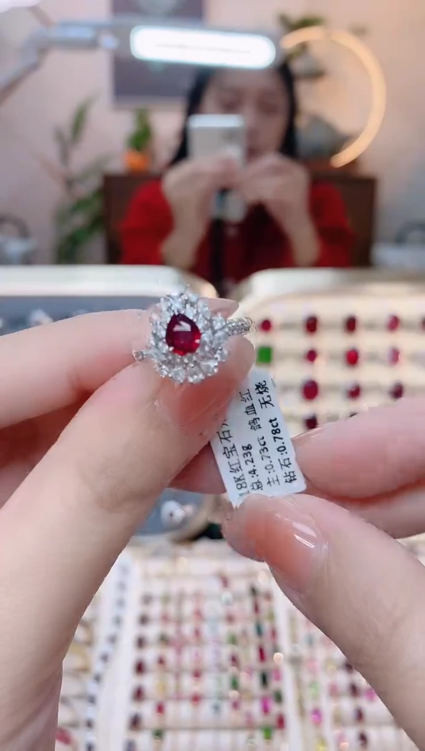 【闪购商品】红宝石18K金戒指18K金镶嵌1