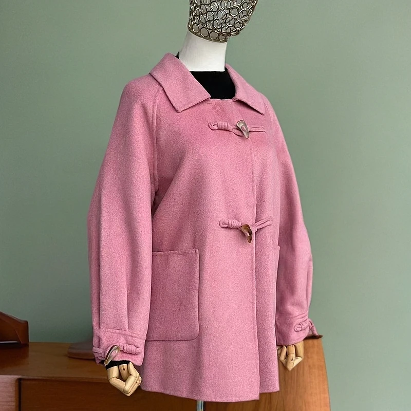 2025春春新款高端韩系宽松中长款翻领牛角扣毛呢大衣女百搭洋气
