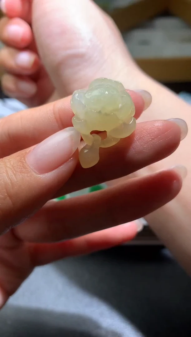 定制翡翠未镶嵌毛货