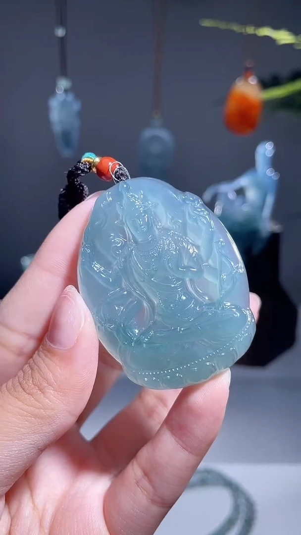 颈饰未镶嵌翡翠千手