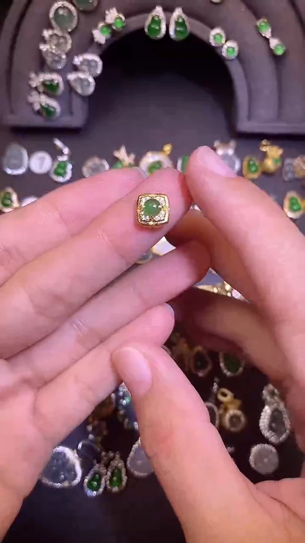 吊坠(不含链)银S925镶嵌翡翠1