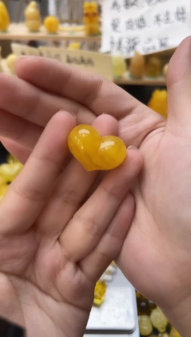琥珀未镶嵌珠宝奇石069琥珀蜜蜡微瑕