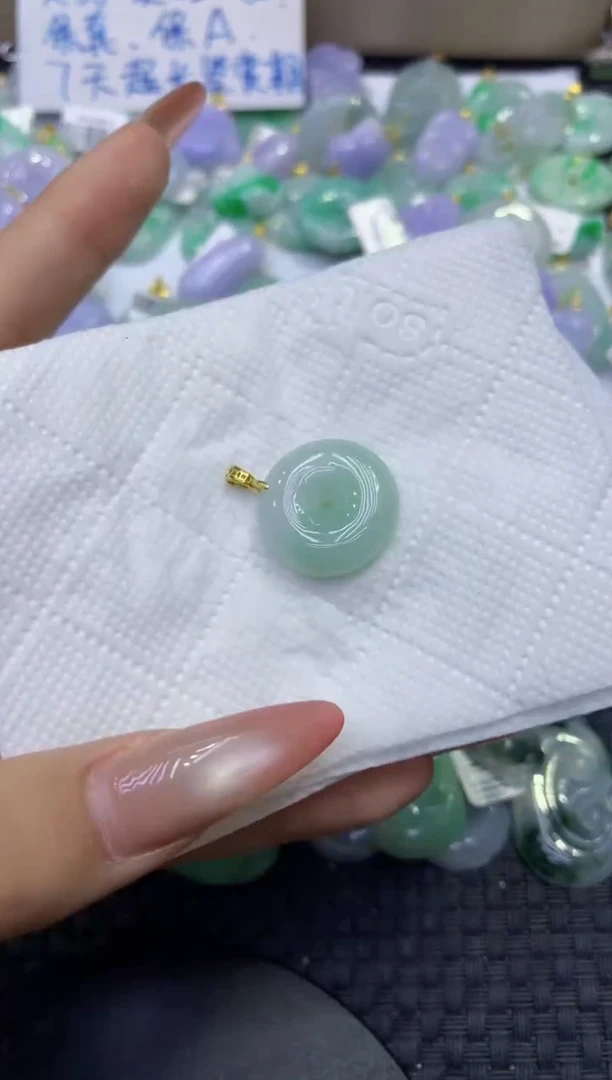 颈饰未镶嵌翡翠天然缅甸A货翡翠