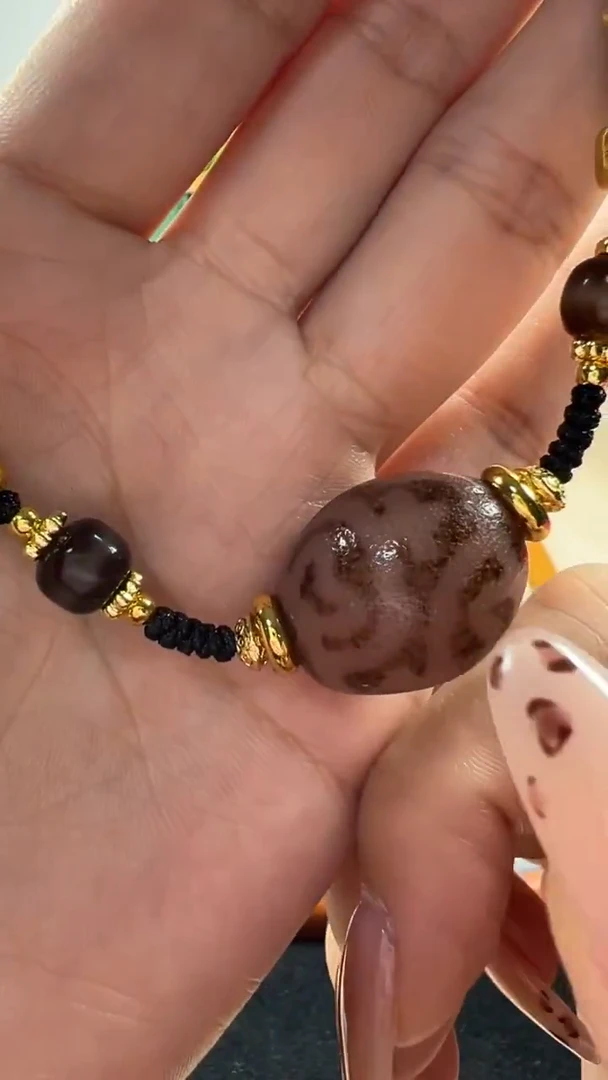 玛瑙/玉髓（覆膜）颈饰合金12.（微瑕）