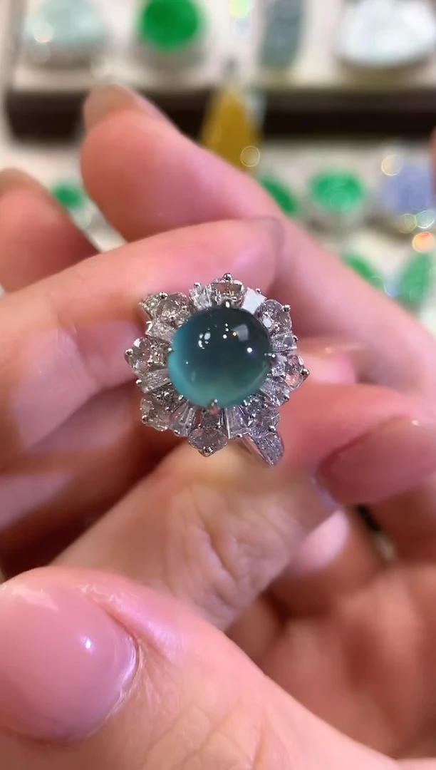 18K金镶嵌戒指翡翠海**心w33