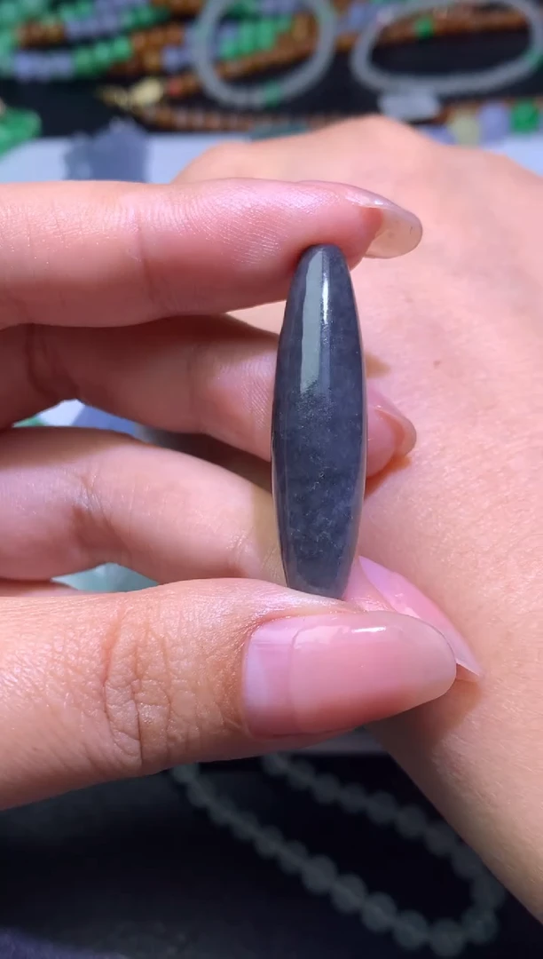 未镶嵌定制翡翠毛货