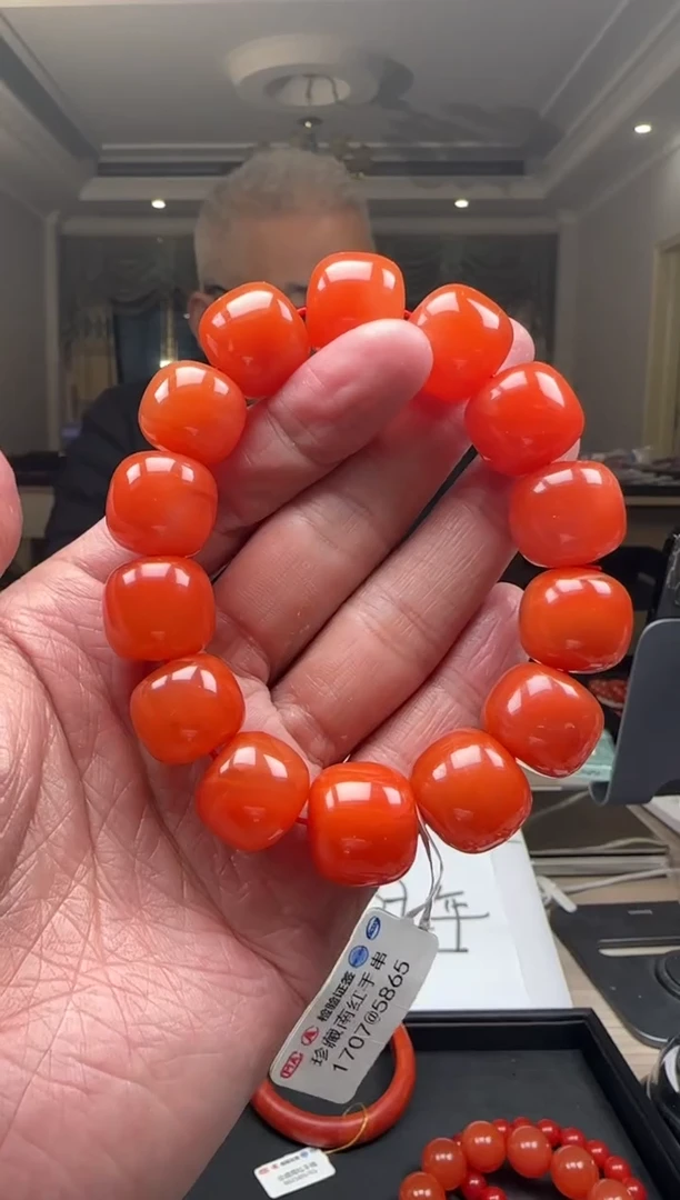 【闪购商品】南红玛瑙17mm保山手串老型未镶嵌多样性发一件