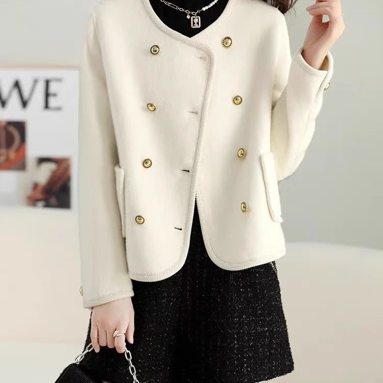 金灿灿秋冬短款上衣外套