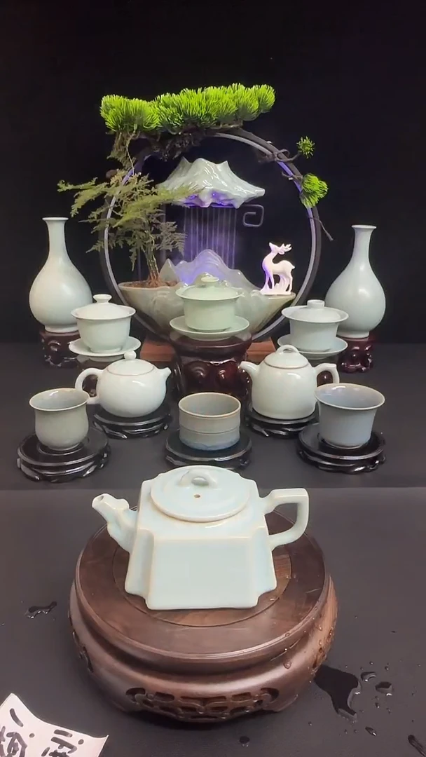 壶天青四方龙尊壶一级品大师底款