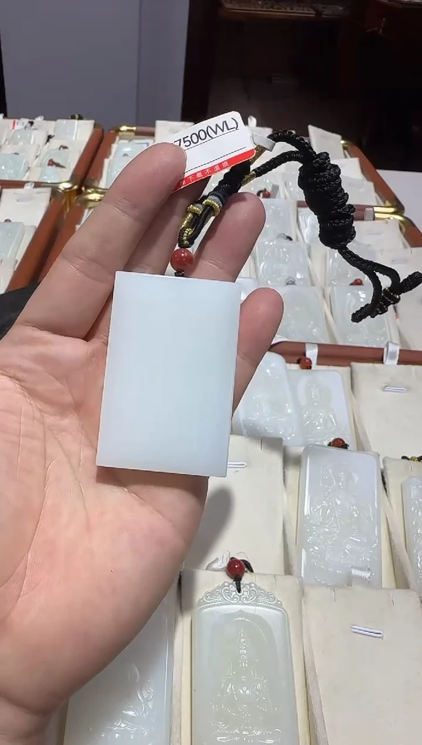 颈饰未镶嵌和田玉WL