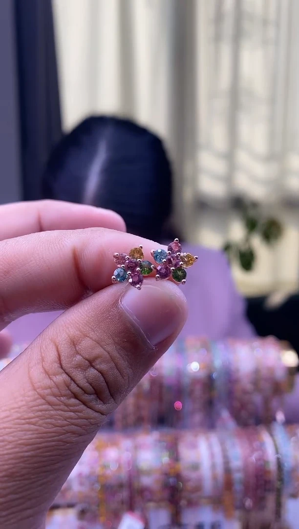 【闪购商品】碧玺耳钉银S925镶嵌1561616665