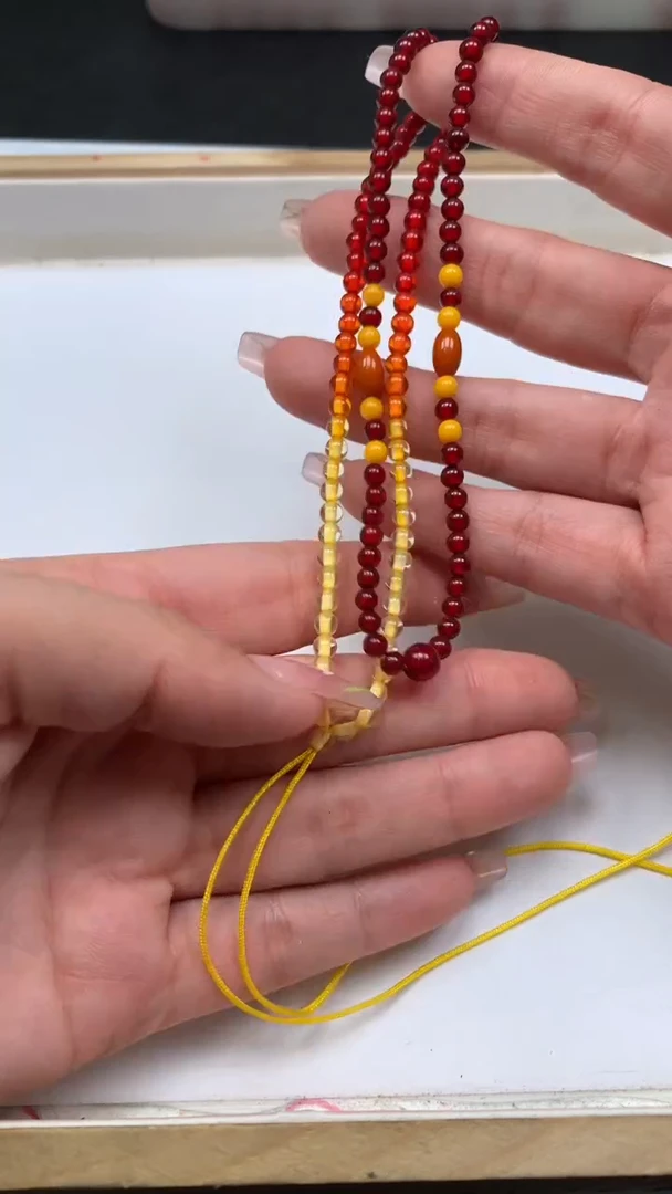 裸石血珀未镶嵌D27 血 珀 渐变项链4mm1条8元