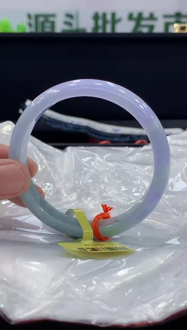 未镶嵌手镯翡翠翡翠手镯