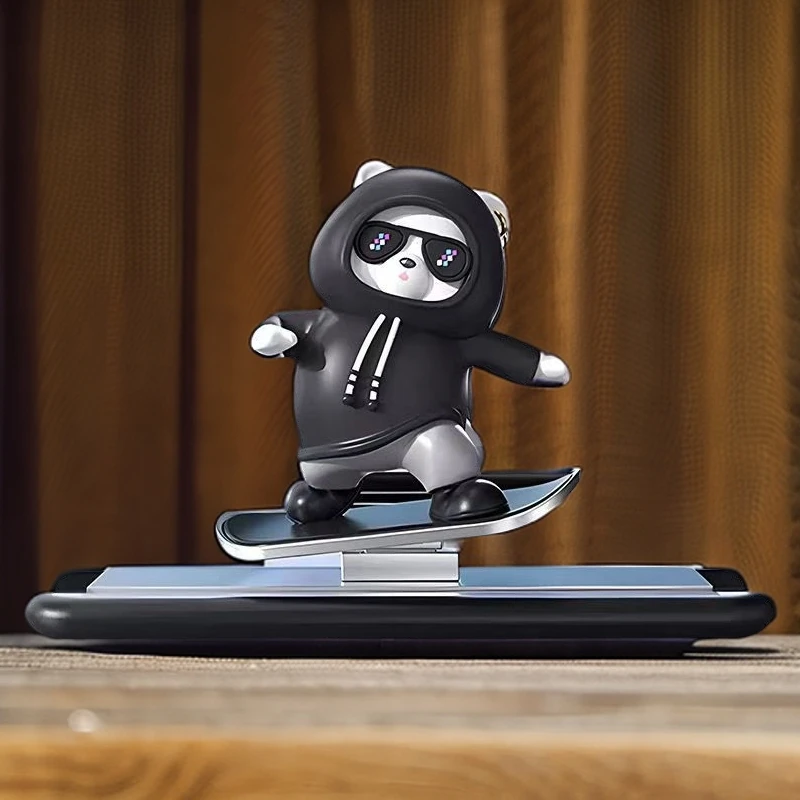 2025新款车载滑板摆件卡通新款中控台小熊装饰品汽车屏幕创意动动