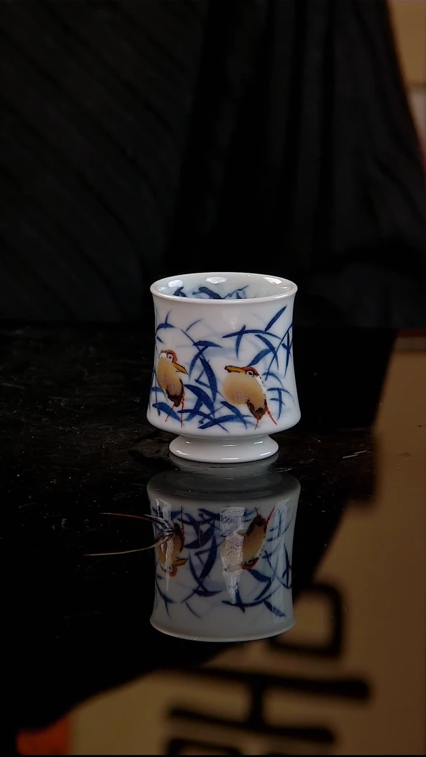 李华手绘青花鹭鸶闻香杯