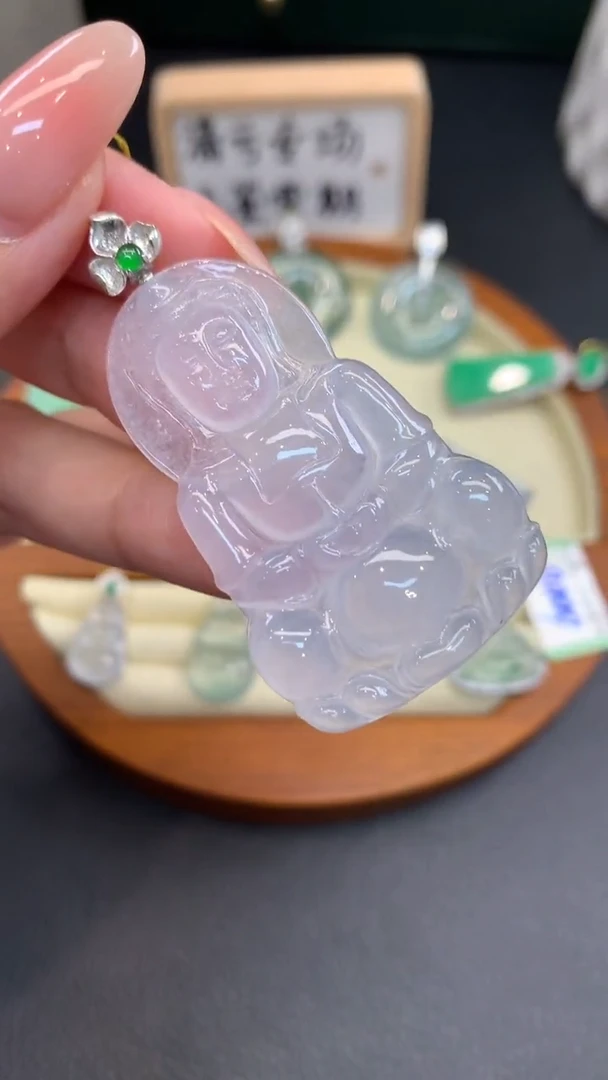 18K金镶嵌定制翡翠D40