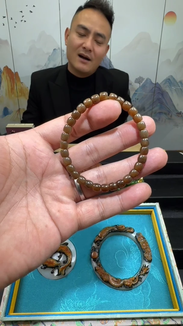 未镶嵌手串和田玉（糖玉）红糖手串