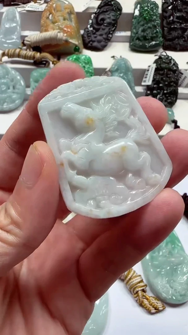 翡翠未镶嵌吊坠(不含链)天然缅甸A货翡翠