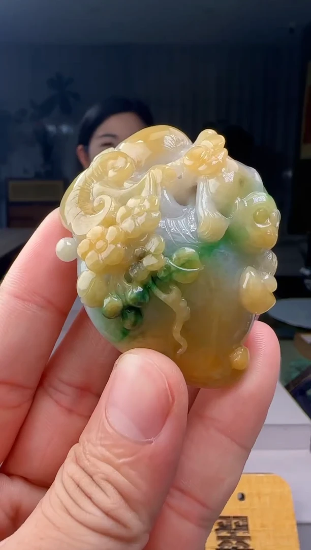 翡翠未镶嵌吊坠(不含链)AX@@960Q3J17770