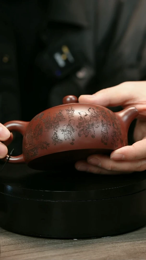 茶壶紫砂格****车H2465陆建平龙血砂童趣半月