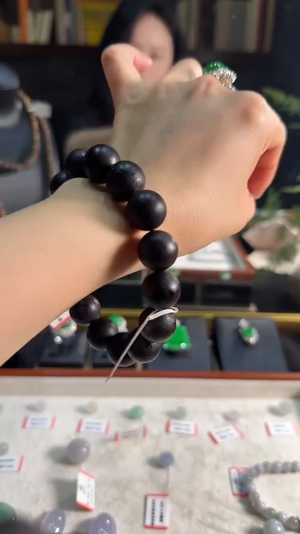 【闪购商品】天然实木降真香手串