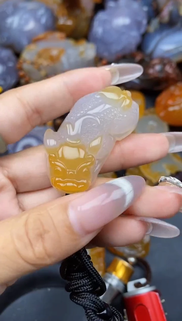 【闪购商品】玛瑙/玉髓颈饰合金ll