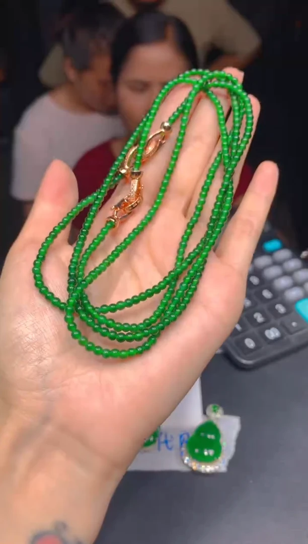 定制翡翠未镶嵌500多样性发货（发其一）