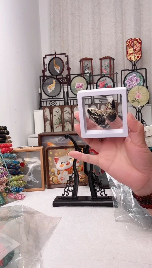 扇子苏绣作品手工胸针