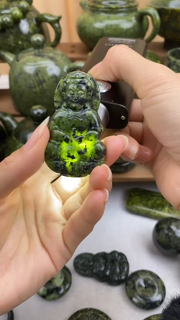 【闪购商品】蛇纹石玉观音未镶嵌观音