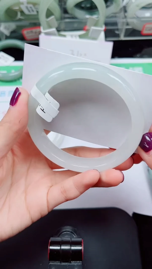 未镶嵌手镯石英质玉32-60/61