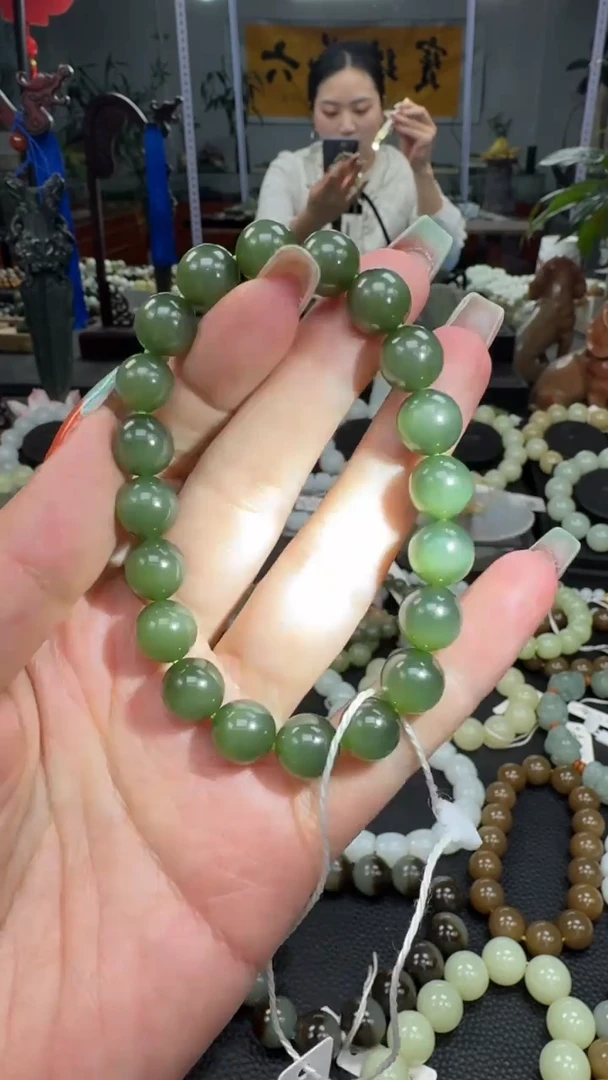 未镶嵌手串和田玉俄罗斯猫眼碧玉卡10