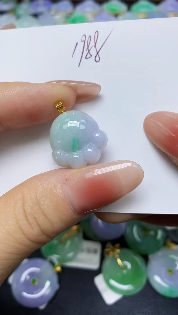 翡翠未镶嵌颈饰 天然缅甸翡翠A货