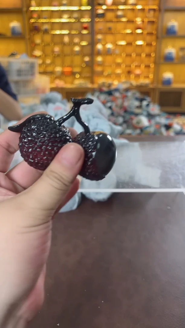 瓷片鸣盏居11111111变色荔枝